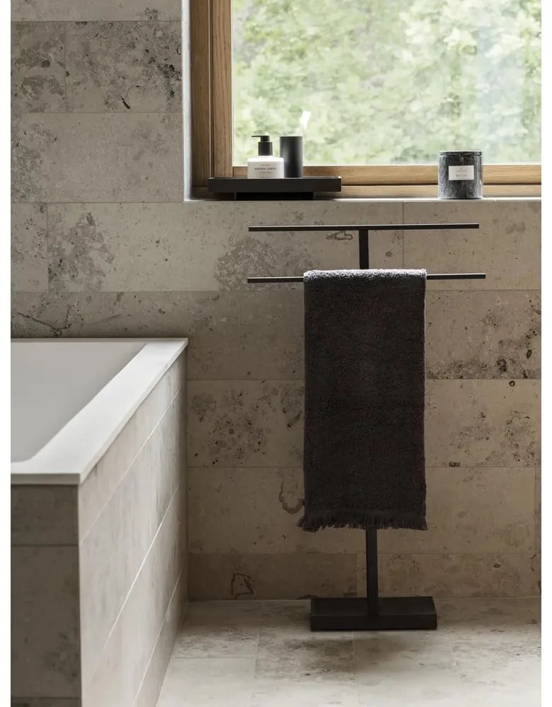 Tmavosivá bavlnená osuška 70x140 cm FRINO – Blomus