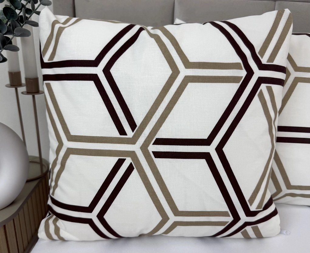 Obliečka na vankúš Hexa Brown 40x40 cm – hnedý geometrický vzor, 100 % bavlna