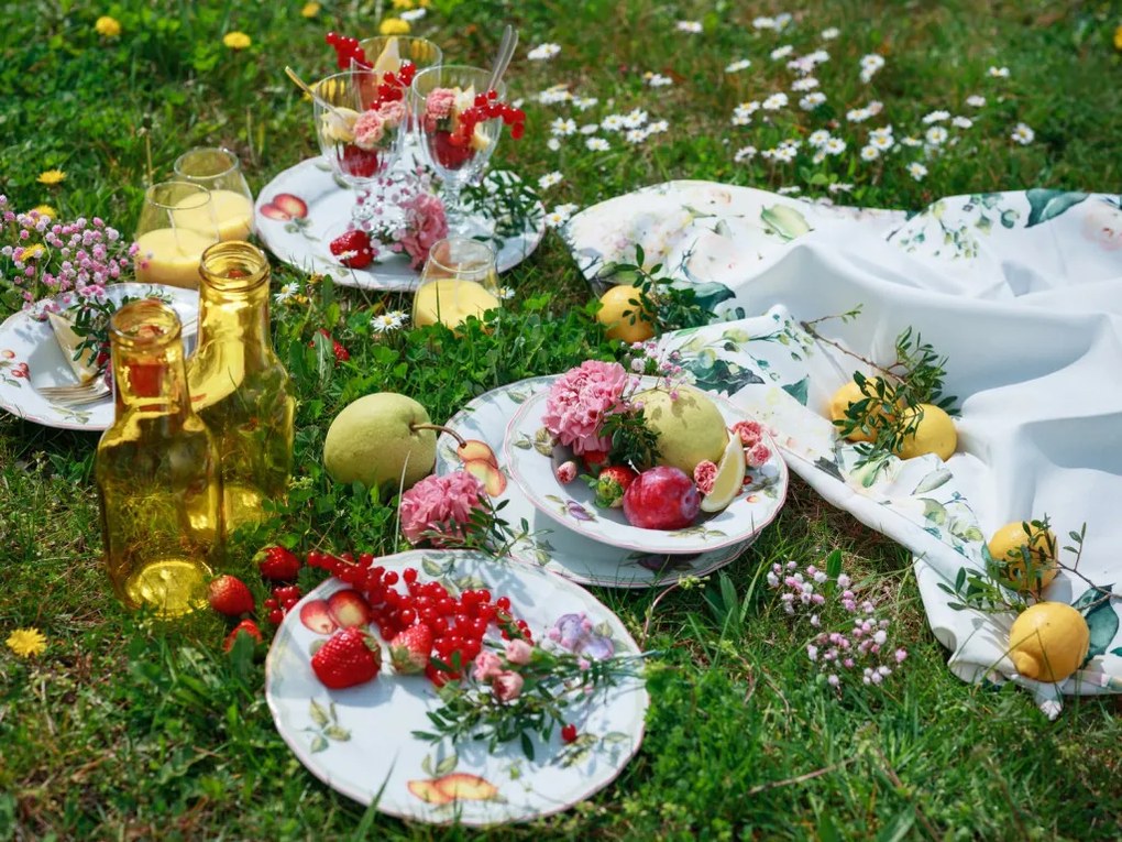 Obrus Biele ruže a hortenzie, 80x80 cm