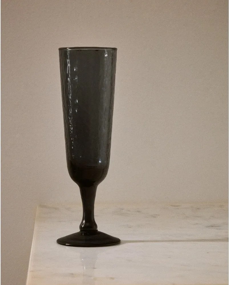 Pohár na víno Sileia – Kave Home