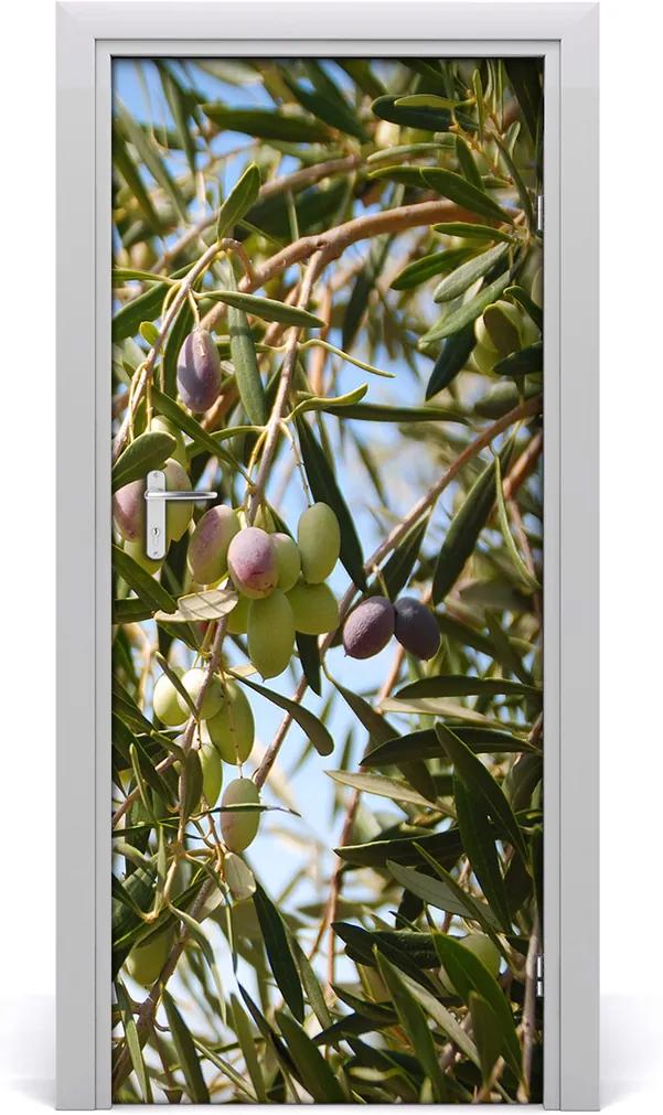 Fototapeta samolepiace  Olivy na strome