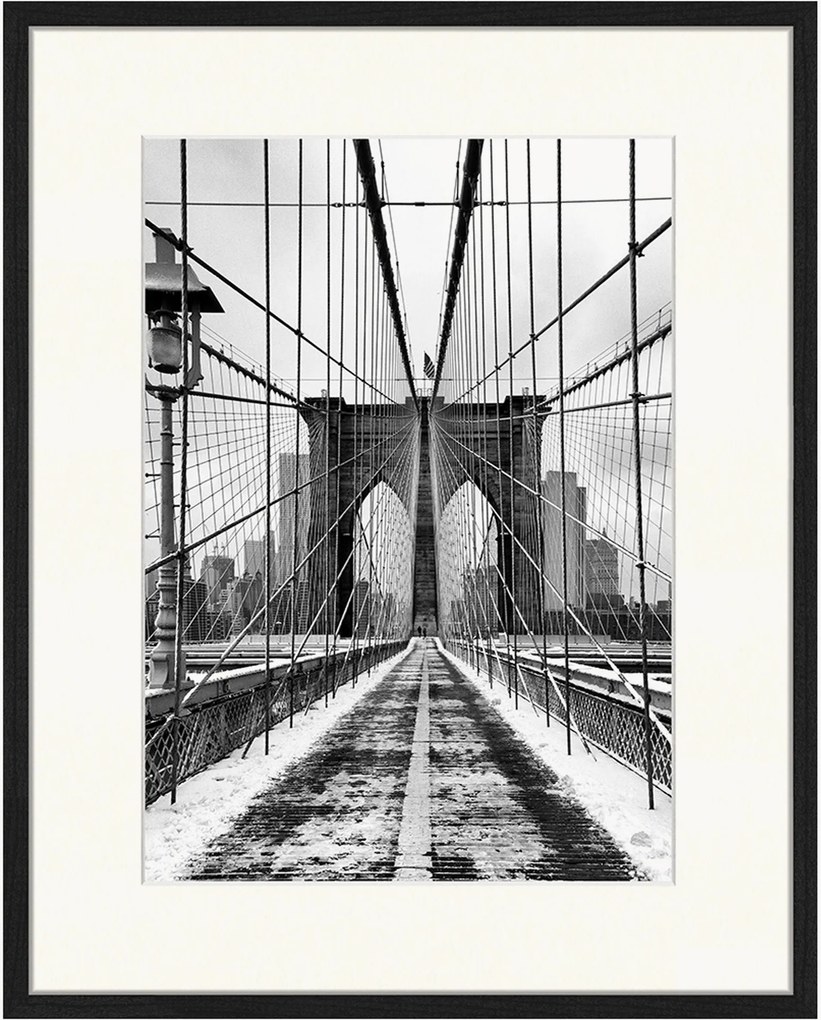Nástenná dekorácia v ráme Brooklyn Bridge Covered with Snow