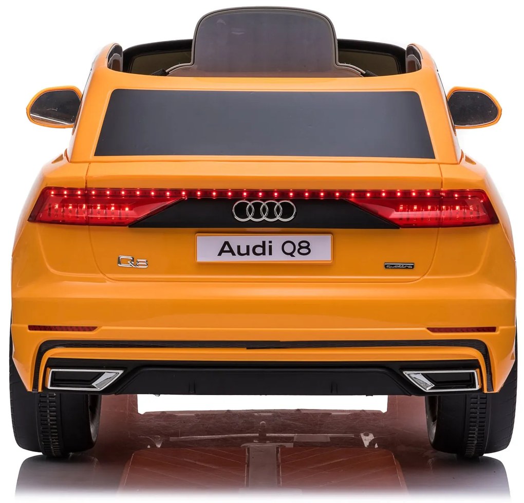 Detské elektrické autíčko na diaľkové ovládanie BestBerg BBCC-70O - Audi Q8 / od 3 rokov / nosnosť 30 kg / oranžová