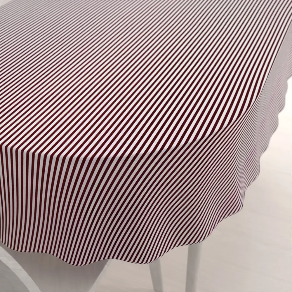 Biante Bavlnený oválny obrus Sandra SA-363 Tmavo červeno-biele pásiky 120x160 cm