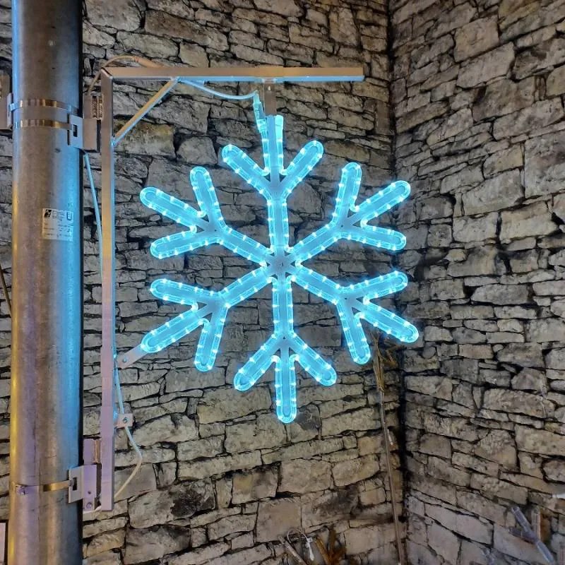 DECOLED LED světelná vločka V, na sloupy VO 3D tisk, pr. 67 cm, ledově bílá