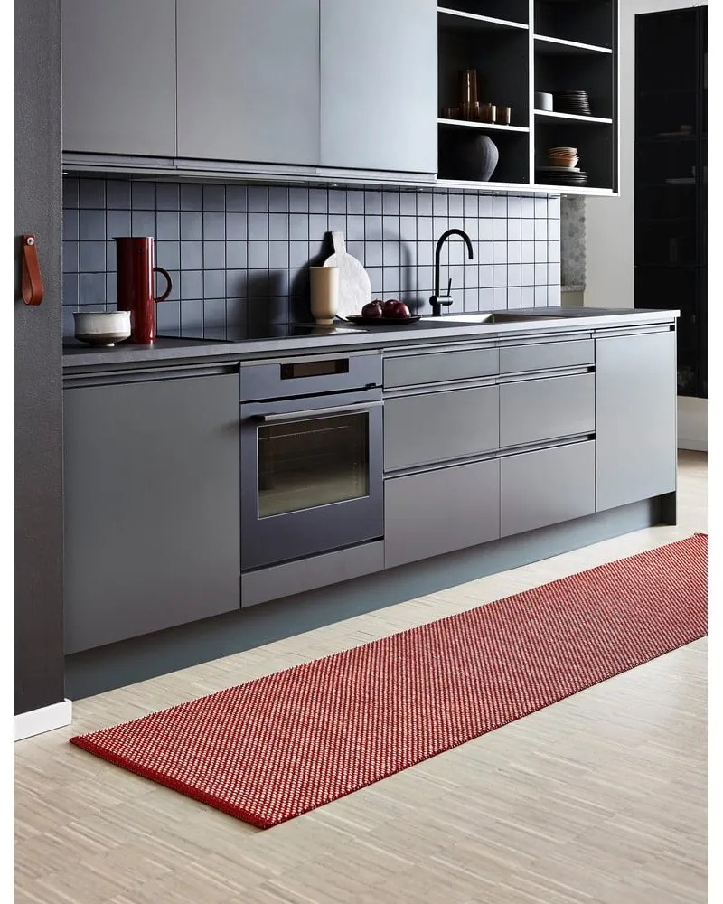 Červený vnútorný a vonkajší koberec 85x160 cm Effi Dark Red – Pappelina