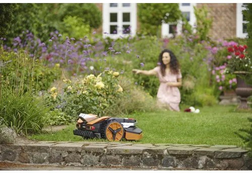 Robotická kosačka Worx Landroid Vision M800 WR208E autonómna 800 m²