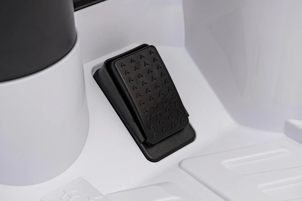 Ramiz Audi SQ8 Biela