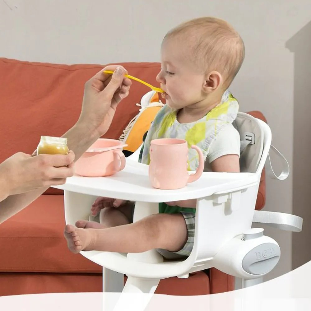 Nastaviteľná výška detskej jedálenskej stoličky