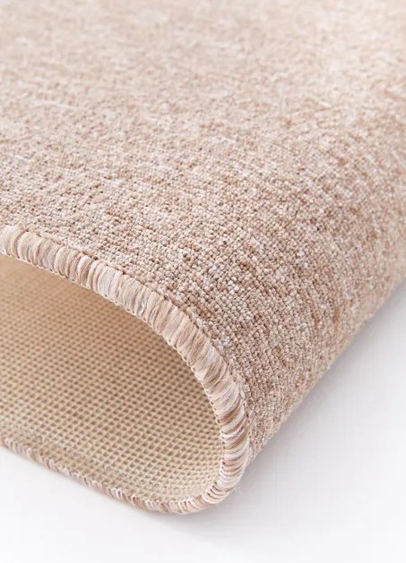 Metrážny koberec Timzo Mammut 8014