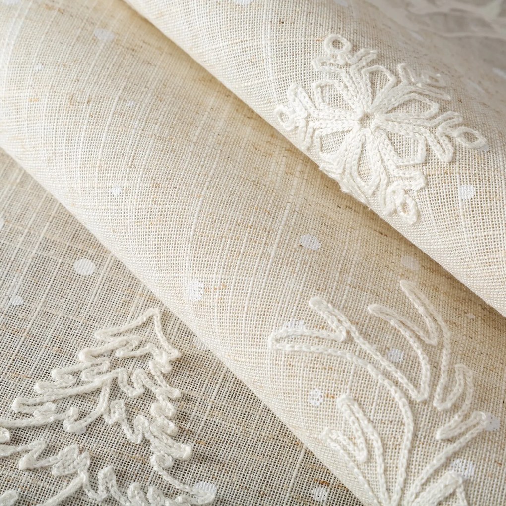 VIANOČNÝ OBRUS DEER 85X85 CM VZOROVANÁ