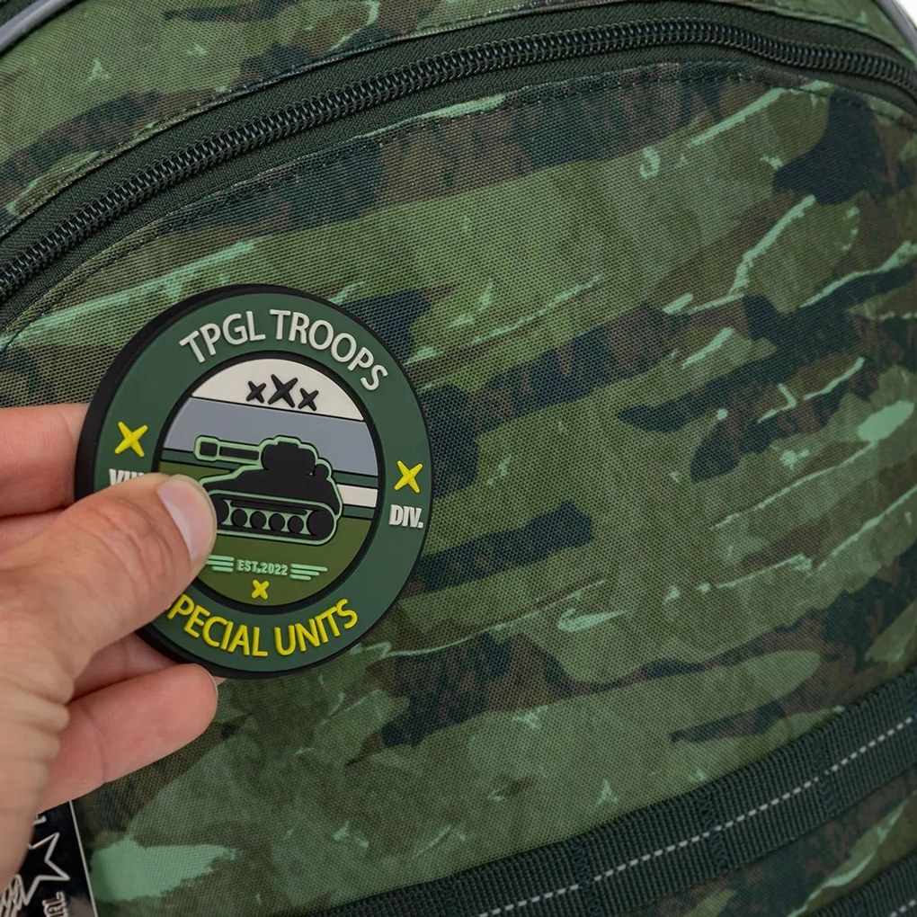 Veľká školská súprava Topgal COCO 23040 B - batoh + peračník + vrecko na prezuvky + pláštenka na batoh