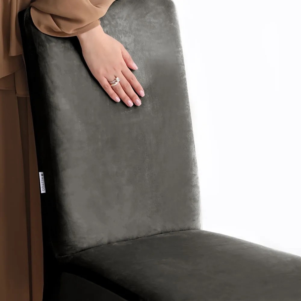 Sivé napínacie poťahy v súprave 4 ks na stoličku 48 cm Sento – Restilo