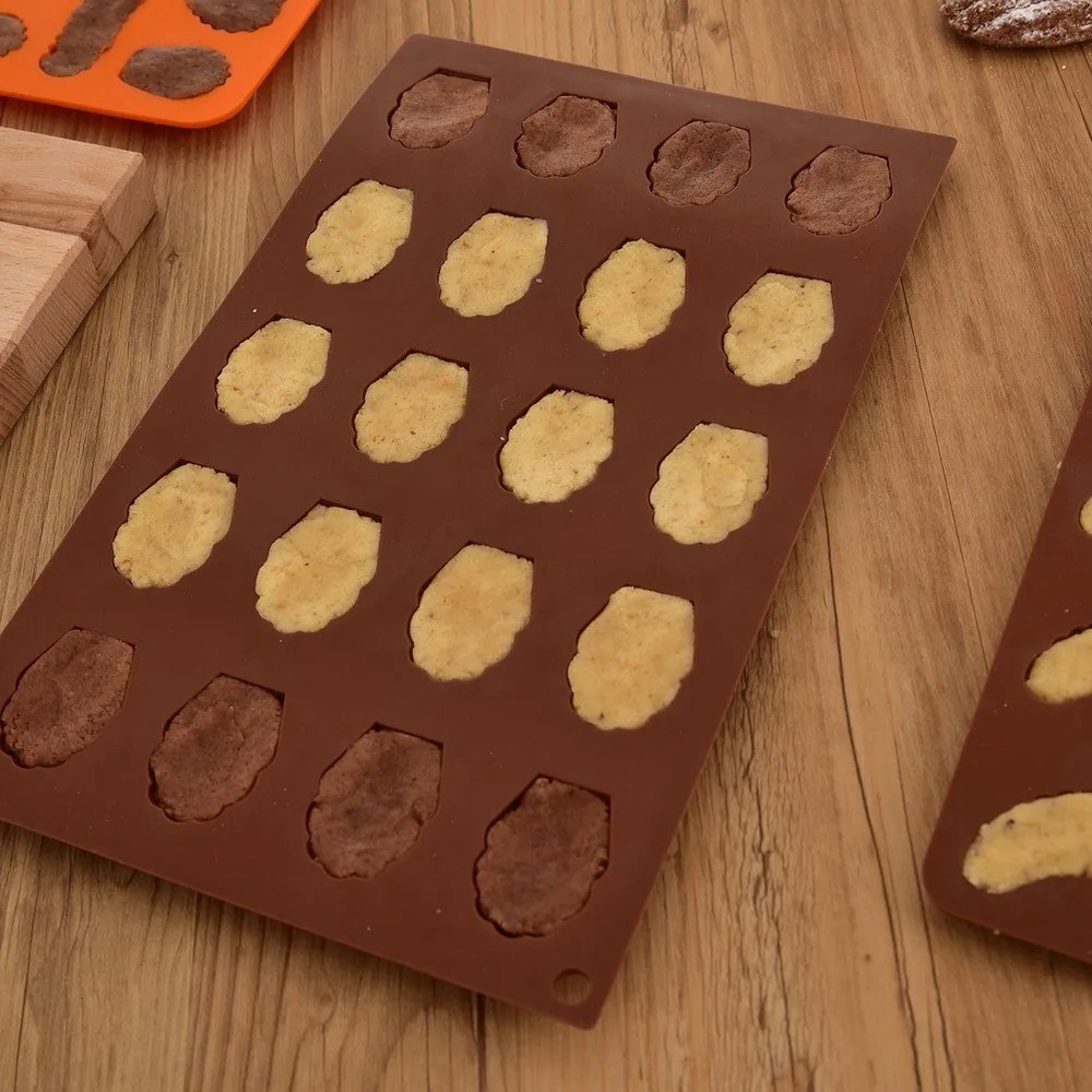 Silikónová forma na pečenie madleniek 17,5x29,5 cm – Orion