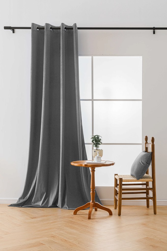 Sivý zatemňovací záves VELVET 140x250 cm Zavesenie: Kovové krúžky