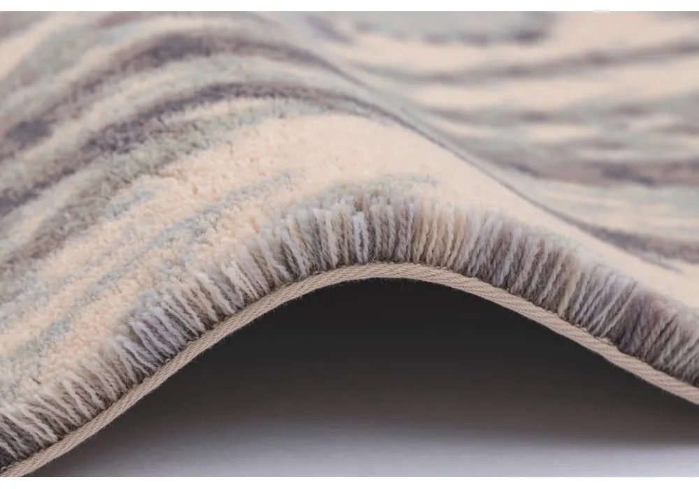 Vlnený koberec v mentolovej a béžovej farbe 133x190 cm V&amp;A Calisia Kelp – Agnella