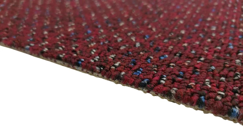 Timzo, Koberec metráž New Techno 3558 vínovej, na mieru, šíře 4m,5m, červená, ab (mriežka), chodba / predsieň