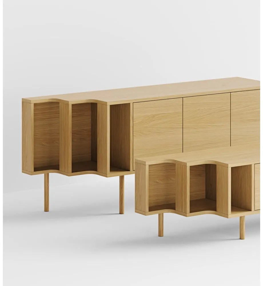 Komoda v dekore duba v prírodnej farbe 189x65x44 cm Shift – Woodman