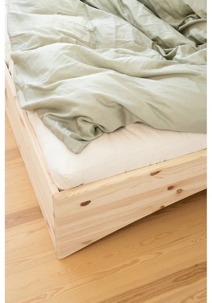 Dvojlôžková posteľ z borovicového dreva bez čela 180x200 cm v prírodnej farbe Orbit – Karup Design