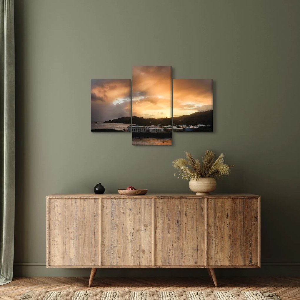 Obraz - pláž so zatiahnutou oblohou (90x60 cm)