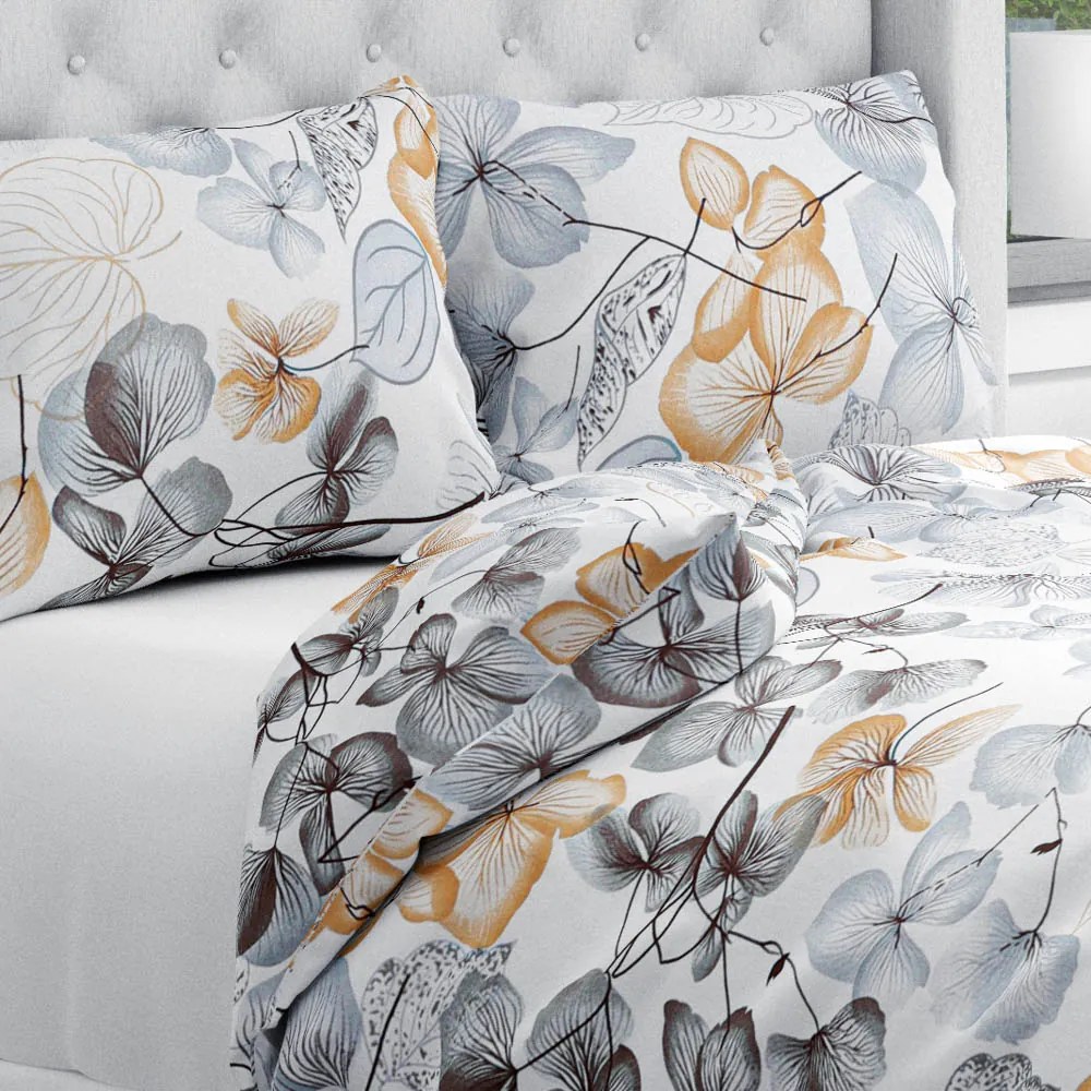 Biante Bavlnené posteľné obliečky Sandra SA-367 Sivo-oranžové kvety na bielom Predĺžené 140x220 a 70x90 cm