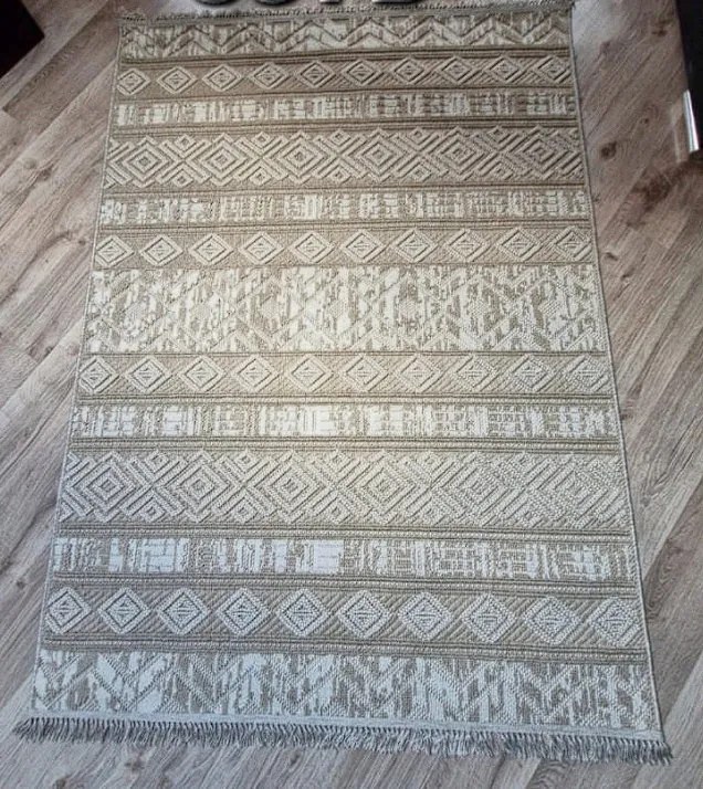 HU Béžový pruhovaný koberec Boho 881-B Rozmer: 60x100 cm