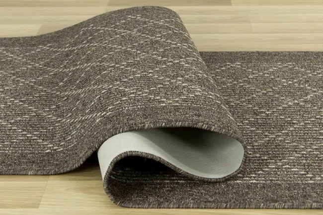 Protišmykový behúň Boulevard 9218 - hnedý