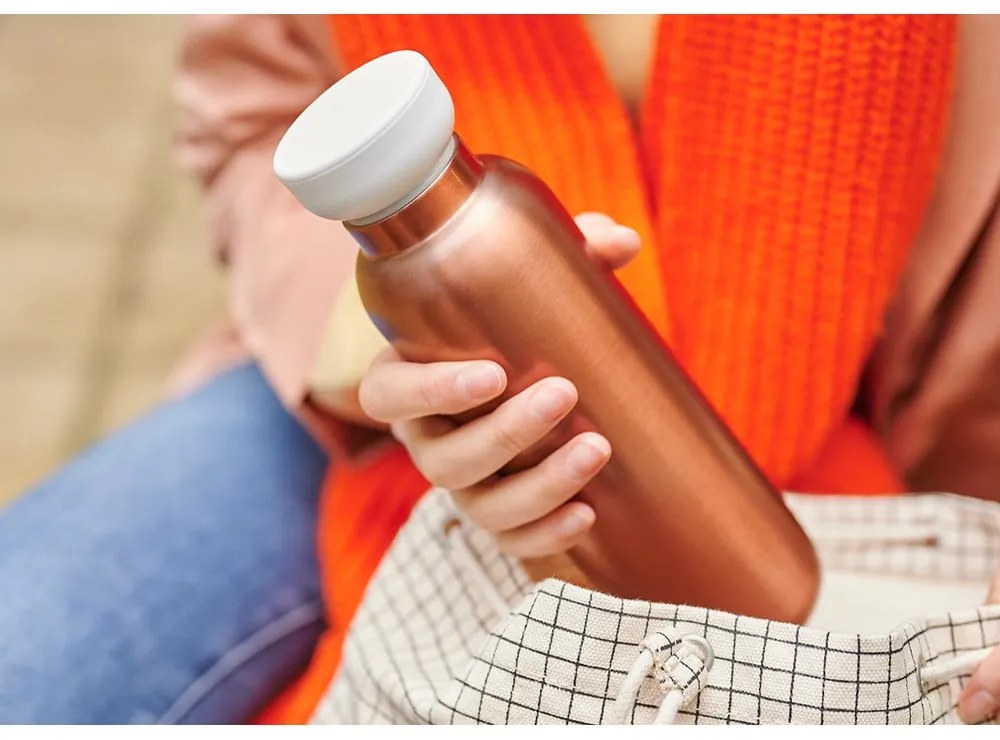 Fľaša z nehrdzavejúcej ocele v bronzovej farbe 500 ml Rose gold – Mepal