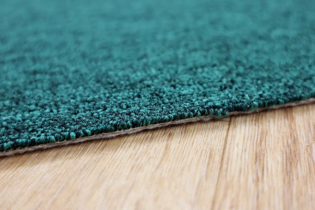 Vopi, Metrážny koberec Astra zelená - neúčtujeme odrezky z role, na mieru, šíře 1,33m,1m,2m,3m,4m,na mieru, neúčtujeme odrezky, zelená, ab (mriežka), chodba / predsieň