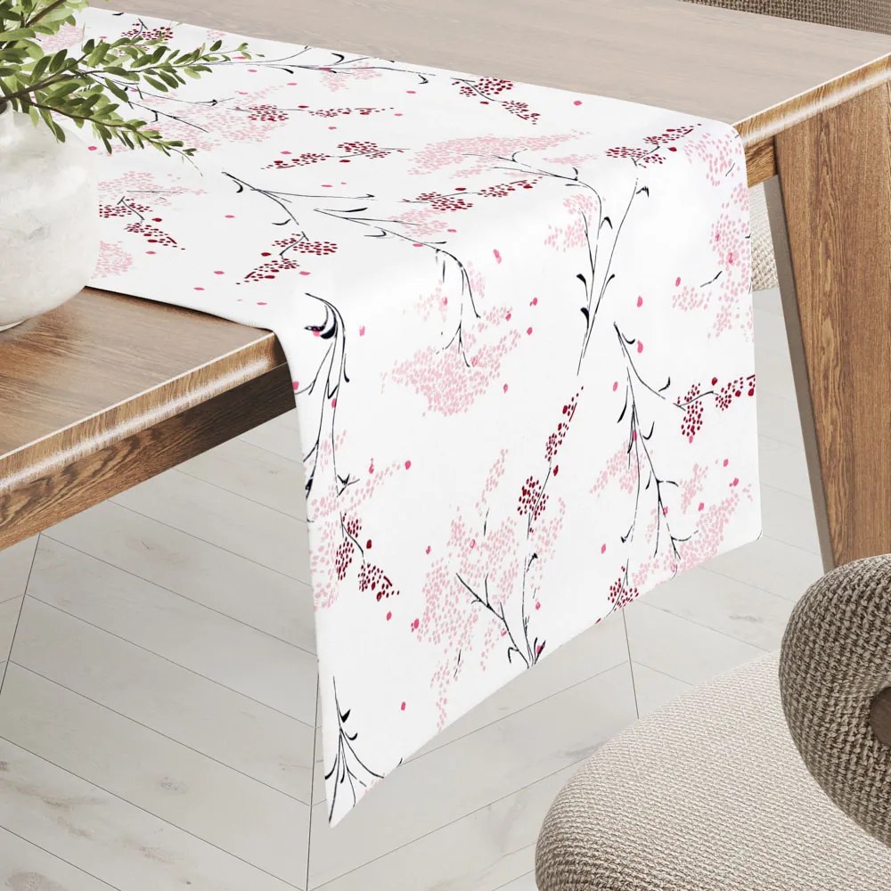 Biante Bavlnený behúň na stôl Sandra SA-088 Vínovo-ružové lúčne kvety na bielom 35x120 cm