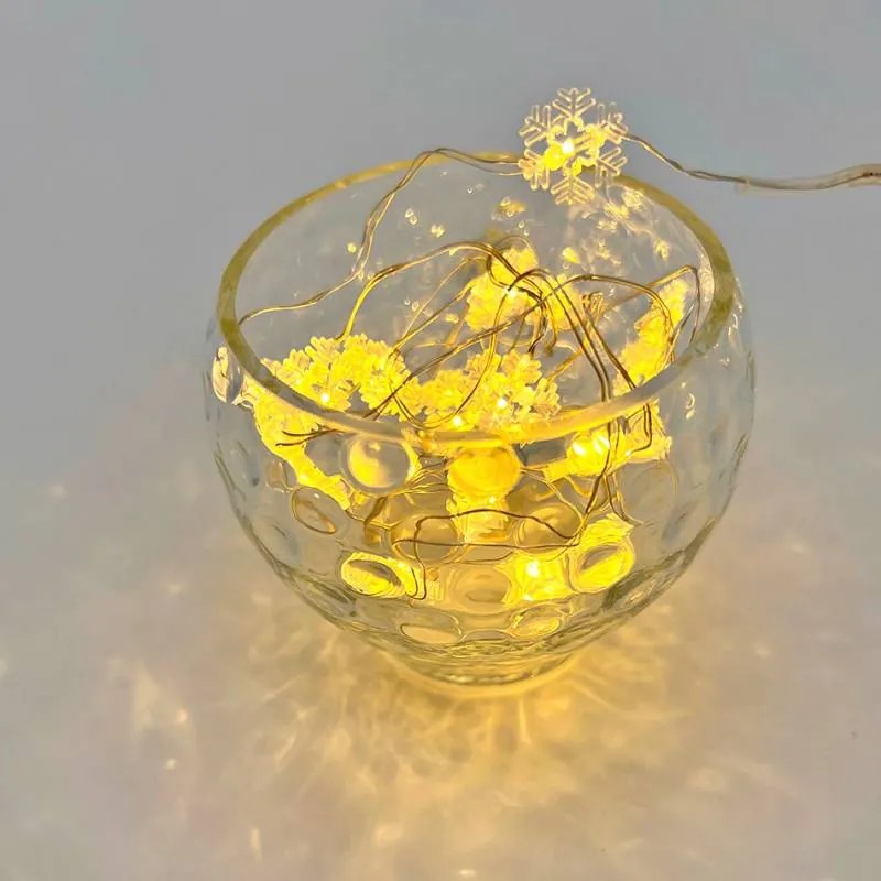 DECOLED LED světelný řetěz na baterie s vločkami, teple bílá, 20 diod, 2,3 m