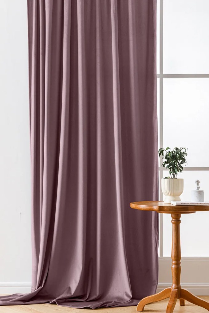 Svetlo fialový zatemňovací záves VELVET 140x270 cm Zavesenie: Riasiaca páska