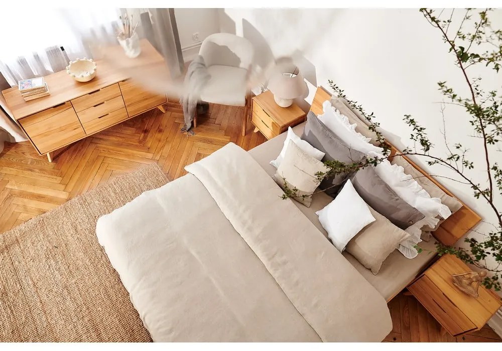 Nízka komoda z bukového dreva 134x63 cm Greg - The Beds