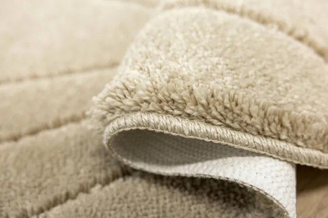 Kúpeľňový koberček Shell svetlobéžový