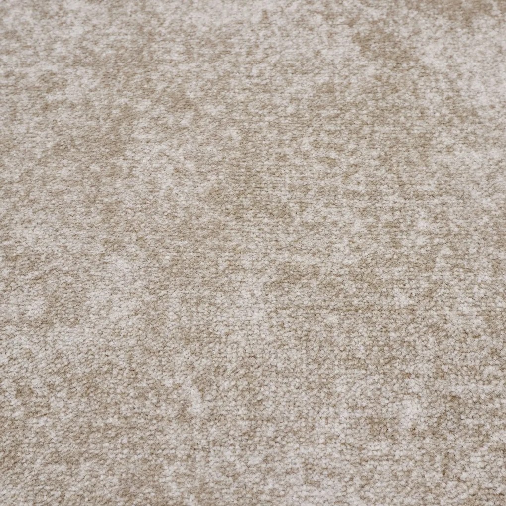Spoltex, Metrážny koberec Milano 34 béžový, na mieru, šíře 5m, béžová, filc, detská izba