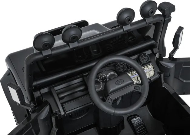 Elektrické autíčko Land Rover Defender 110 SVX čierne