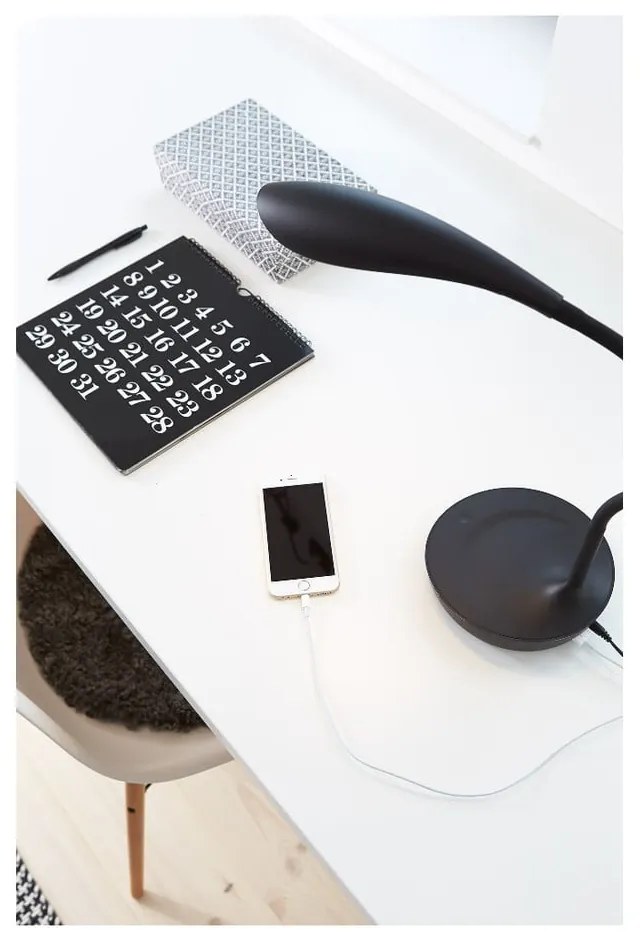 Čierna stolová lampička s USB portom Markslöjd Swan