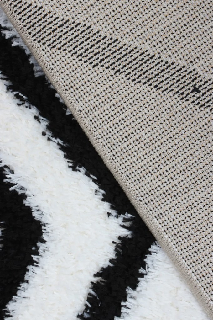 Koberec Boho 638 CREAM/BLACK rozmery koberec: 60x100 cm