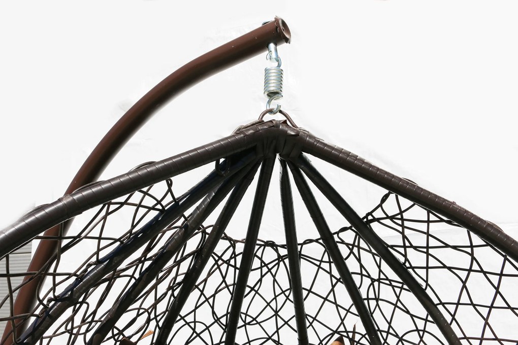 Závesné kreslo 06 hnedé s béžovou poduškou