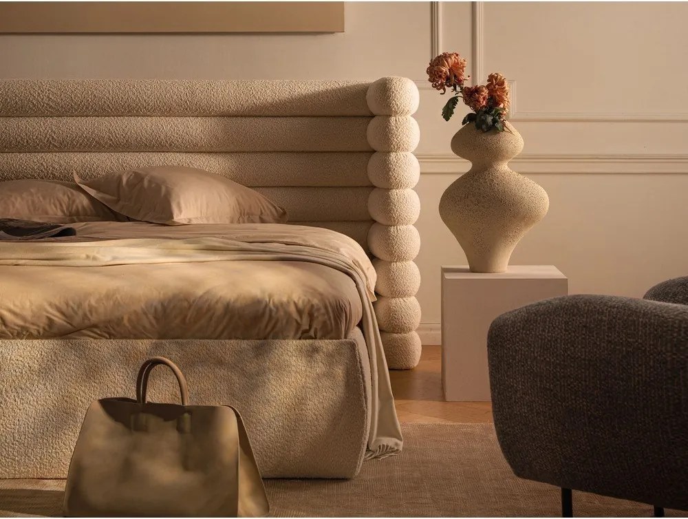 Taupe čalúnená dvojlôžková posteľ s úložným priestorom s roštom 180x200 cm Mount – Micadoni