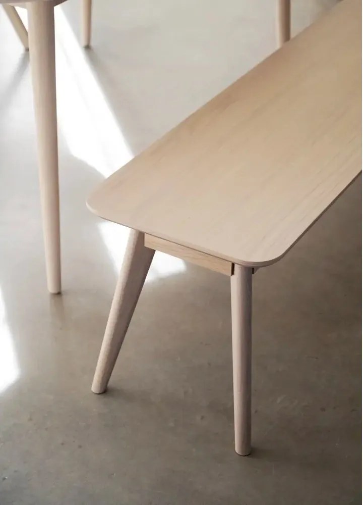 Prírodná lavica z dubového dreva Rowico Yumi