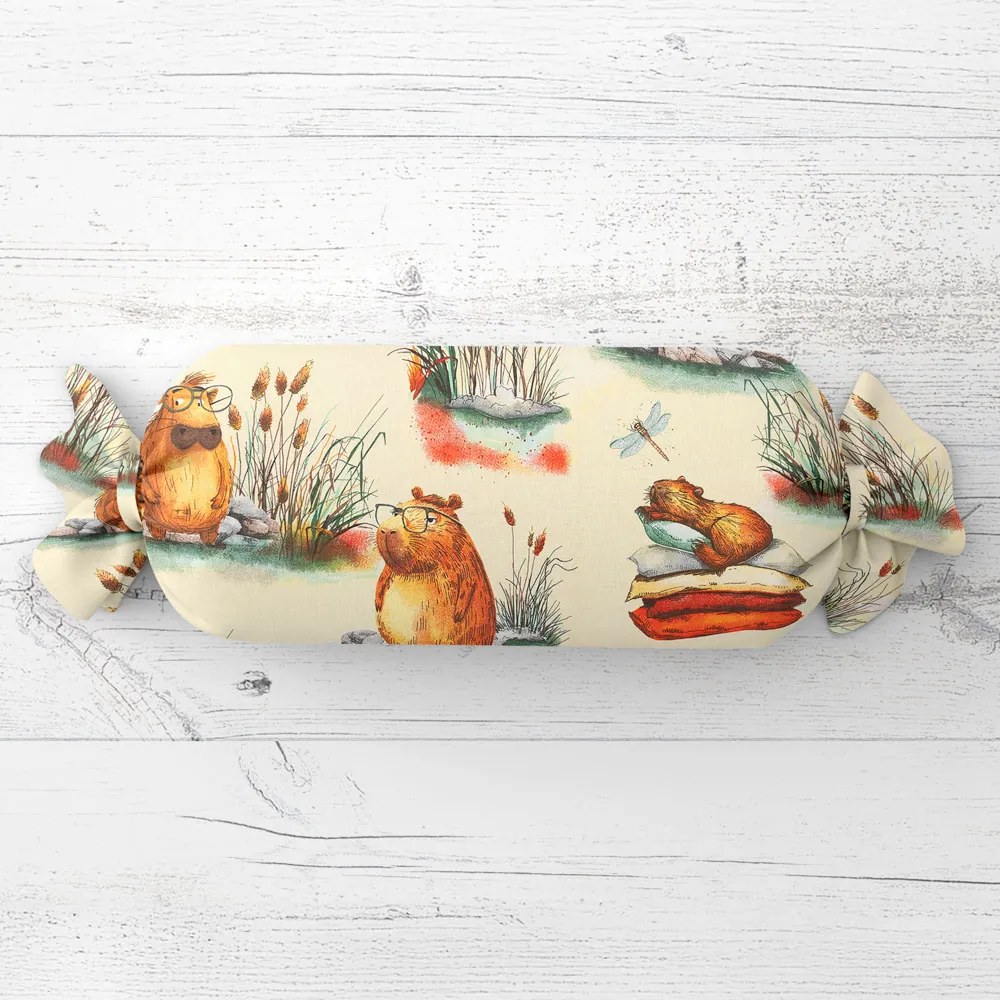 Biante Detský vankúš valec bonbon Sandra SA-710 Kapybary na krémovom 15x60 cm