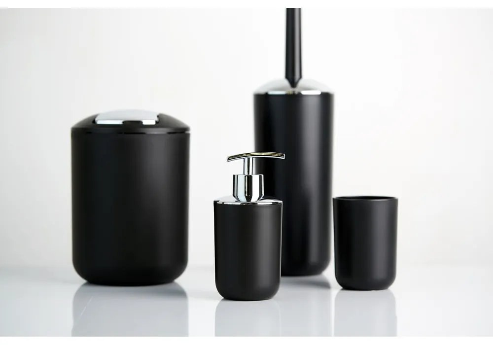 Čierny dávkovač mydla Wenko Brasil