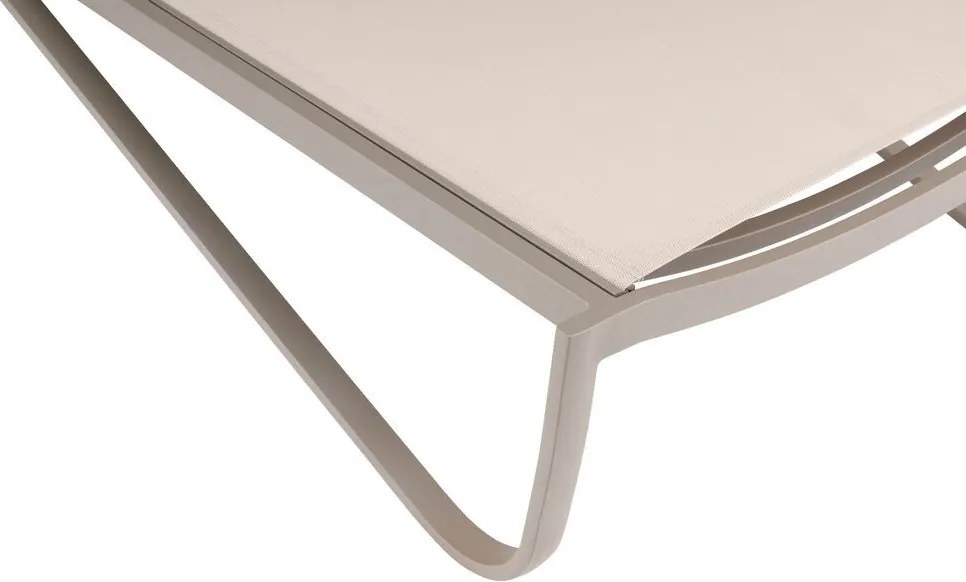 KETTLER DIAMOND hliníkové ležadlo s teakovými opierkami