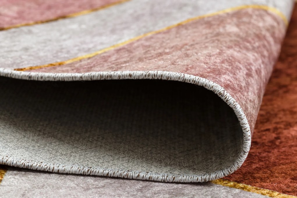 Koberec MIRO 52097.802 Geometrický, protišmykový, prateľný, ružový