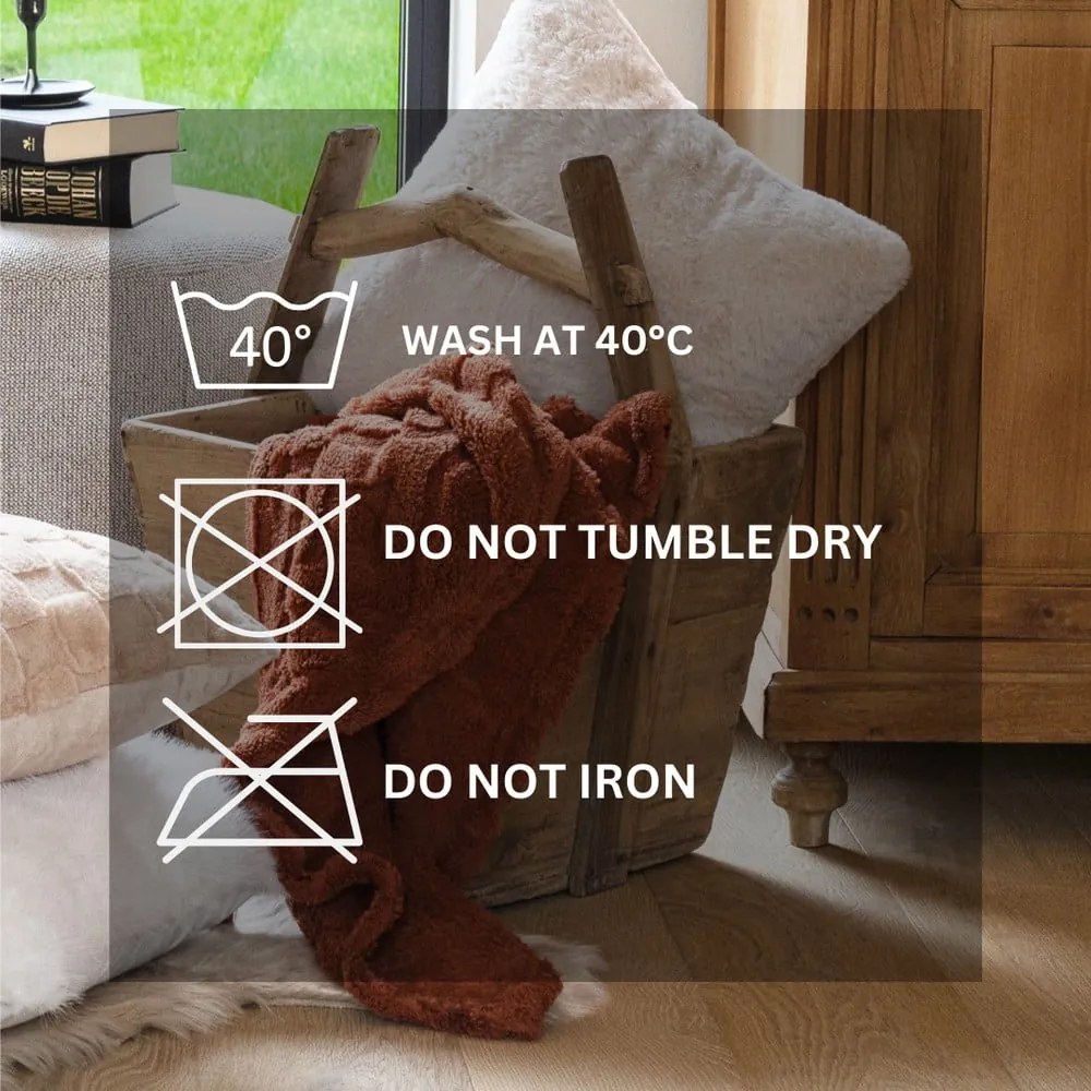 Červenooranžová deka z mikroplyšu 150x200 cm Rena – Tiseco Home Studio