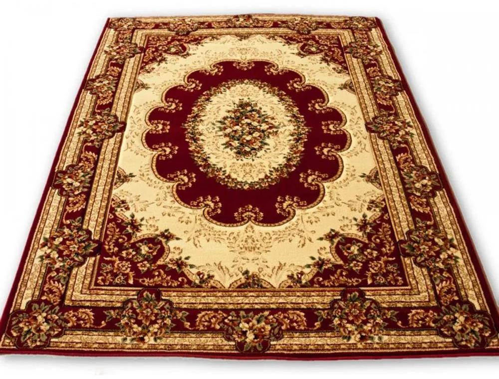 **Kusový koberec klasický vzor bordó 150x295cm