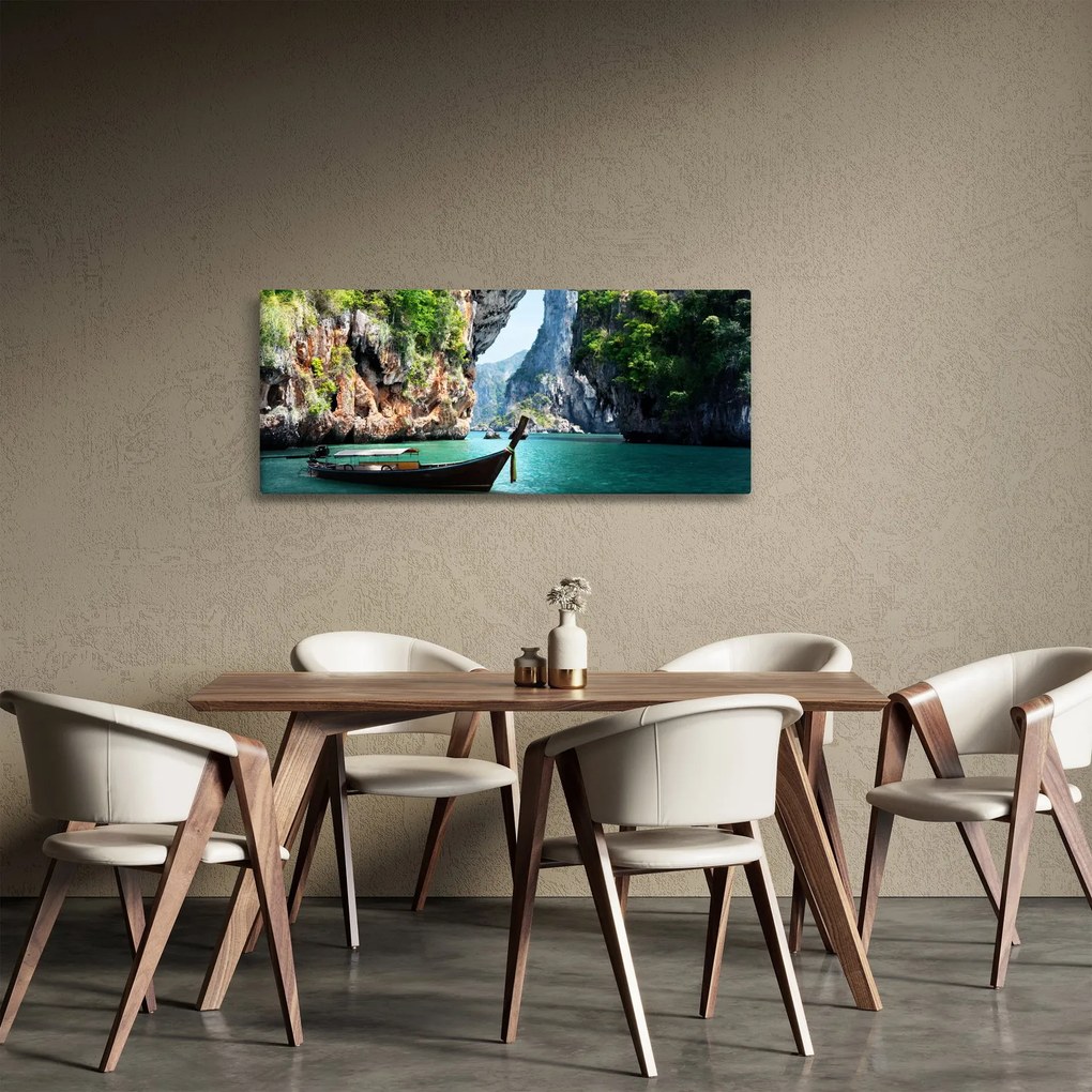 Obraz dlhej lode na pláži (120x50 cm)