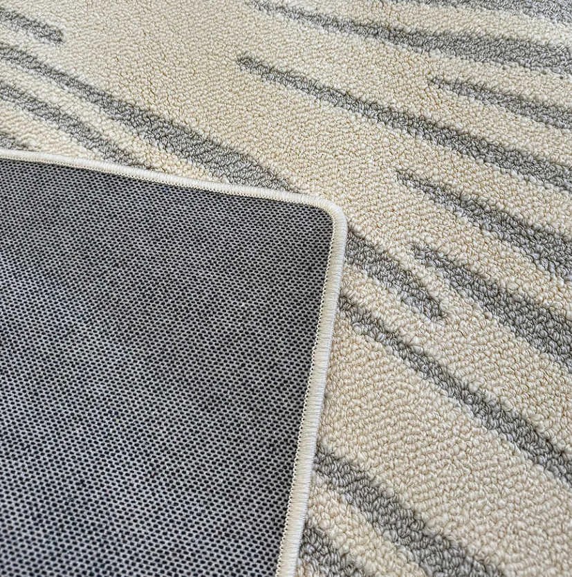 TZ Sivý obdĺžnikový pruhovaný koberec Strado Polo Cloud vzor zebra Rozmer: 120x170 cm