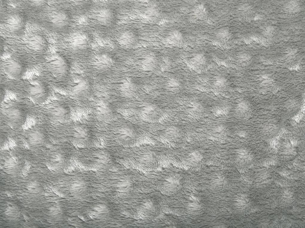 Deka 150 x 200 cm svetlosivá SAMUR Beliani